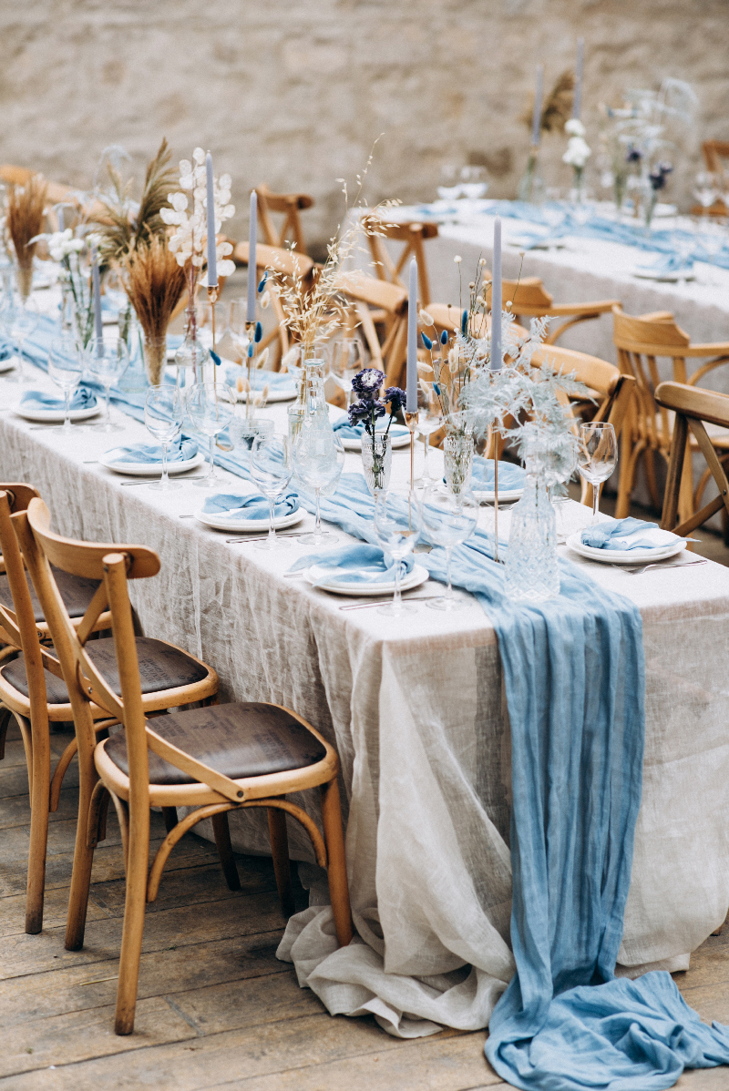 Wedding table pampa and light blue style