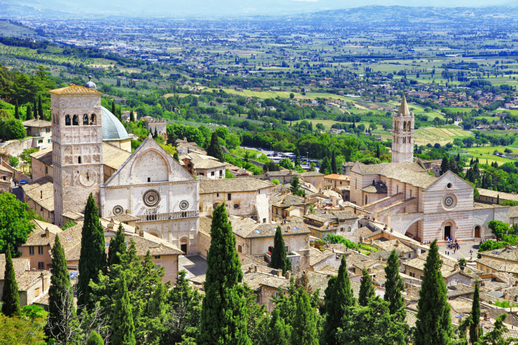 Lisa Elle Weddings - Assisi - Umbria wedding venues - Italy - destination wedding