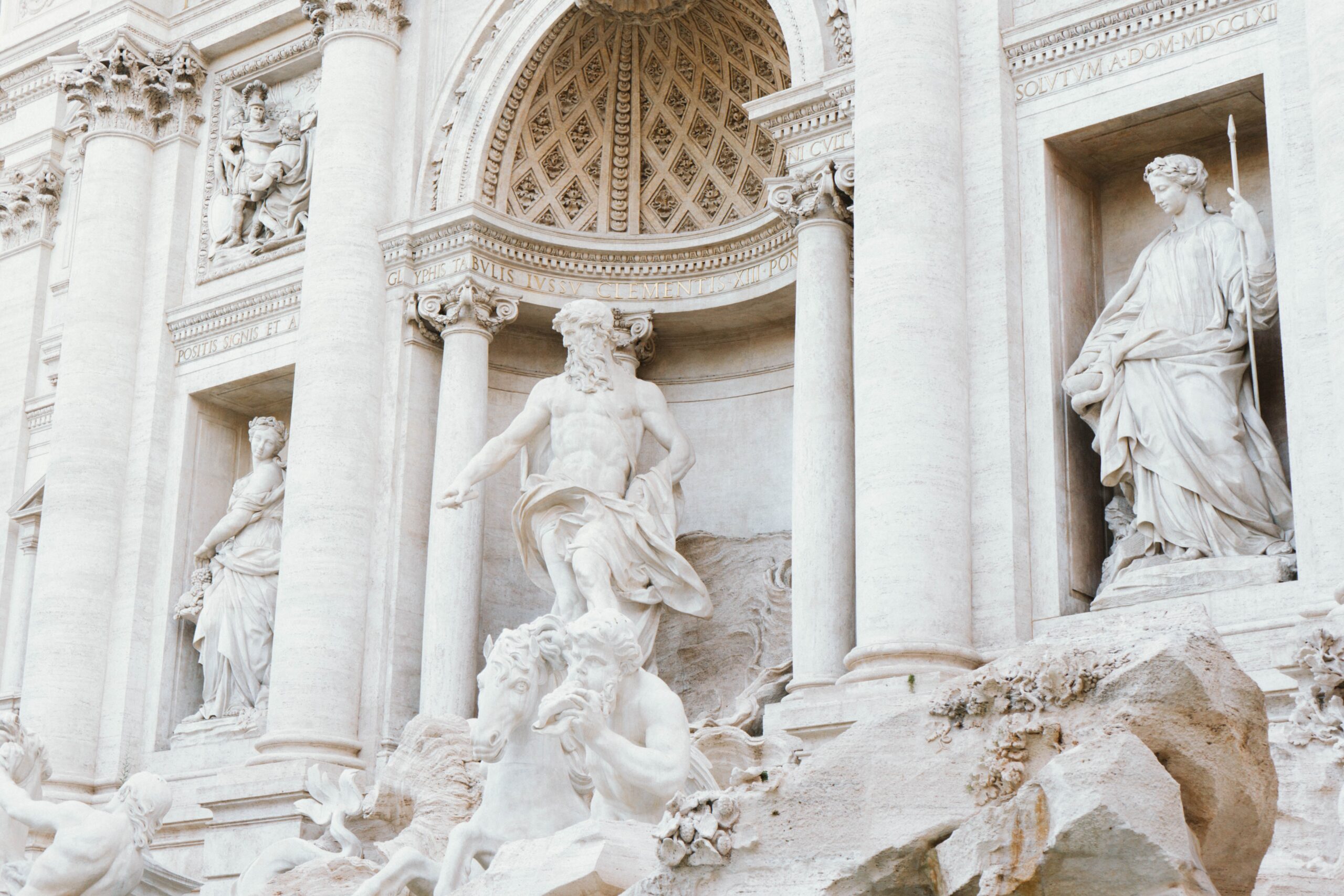 Lisa Elle Weddings - destination wedding in Rome