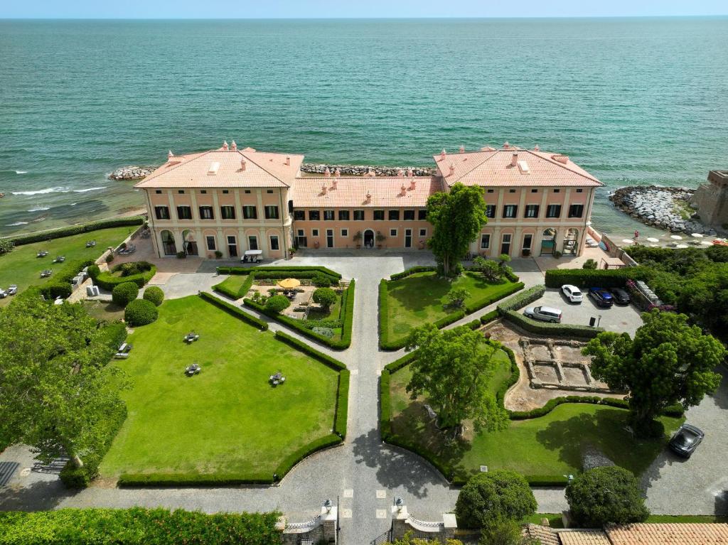 destination wedding planner la posta vecchia rome italy 10